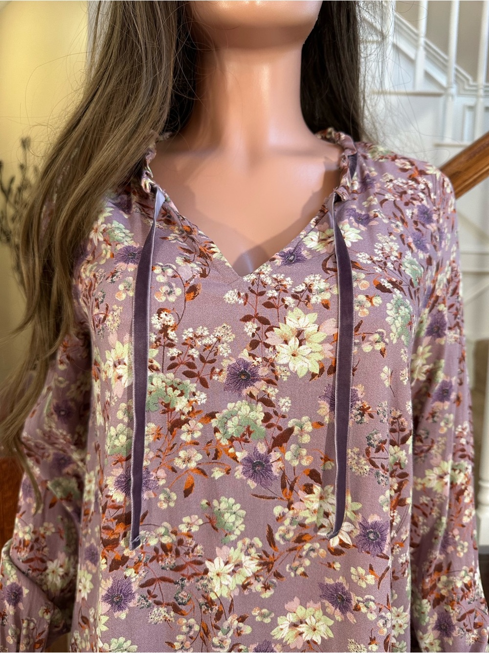 Lavender Floral Tie-Neck babydoll shift Dress - Picture 4 of 16